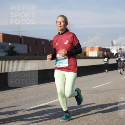03.10.2025 - Köhlbrandbrückenlauf Jannik Wohlers http://msf.ph/oto/9091080 03.10.2025 10:10:47 Position 3 2086 meine-sportfotos.de