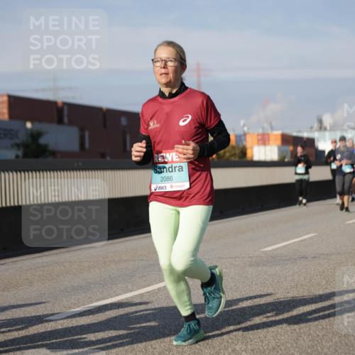03.10.2025 - Köhlbrandbrückenlauf Jannik Wohlers http://msf.ph/oto/9091086 03.10.2025 10:10:47 Position 3 2086 meine-sportfotos.de