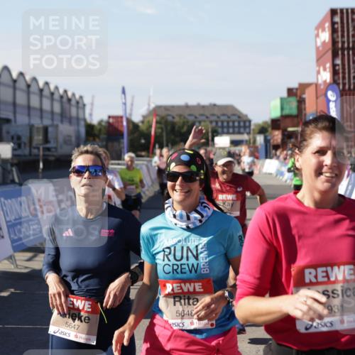 03.10.2025 - Köhlbrandbrückenlauf Jannik Wohlers http://msf.ph/oto/9091153 03.10.2025 13:19:44 Ziel 4376, 4539, 4981, 5047, 5059, 5148, 5647, 5648, 5650, 5704, 5838, 5931, 5975, 6382, 6383, 6509, 6600, 6660, 6730 meine-sportfotos.de
