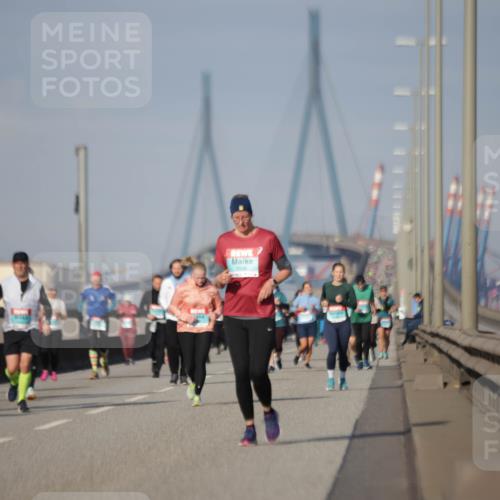 03.10.2025 - Köhlbrandbrückenlauf Jannik Wohlers http://msf.ph/oto/9091161 03.10.2025 10:10:51 Position 3  meine-sportfotos.de