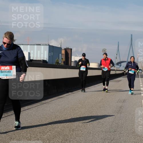 03.10.2025 - Köhlbrandbrückenlauf Fabian Wolf http://msf.ph/oto/9091172 03.10.2025 10:26:56 Position 3 2546 meine-sportfotos.de