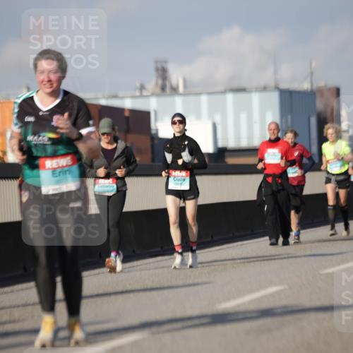 03.10.2025 - Köhlbrandbrückenlauf Jannik Wohlers http://msf.ph/oto/9091195 03.10.2025 10:10:53 Position 3 2018, 3677, 1969 meine-sportfotos.de