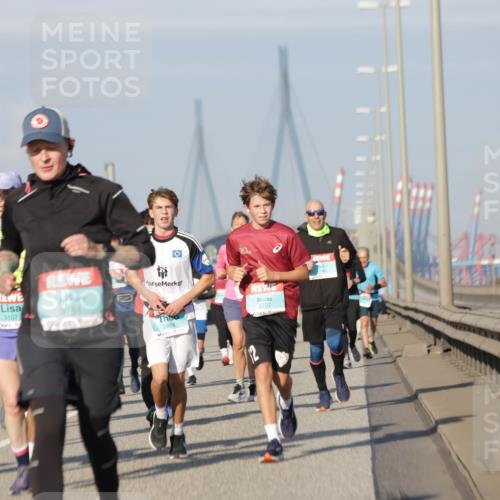 03.10.2025 - Köhlbrandbrückenlauf Jannik Wohlers http://msf.ph/oto/9091244 03.10.2025 09:59:21 Position 3 3107, 3761, 3105, 2878, 3727 meine-sportfotos.de