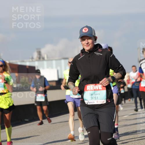 03.10.2025 - Köhlbrandbrückenlauf Jannik Wohlers http://msf.ph/oto/9091249 03.10.2025 09:59:22 Position 3 3761 meine-sportfotos.de