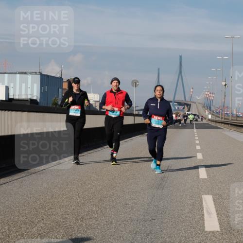 03.10.2025 - Köhlbrandbrückenlauf Fabian Wolf http://msf.ph/oto/9091250 03.10.2025 10:26:58 Position 3 2607, 37764 meine-sportfotos.de