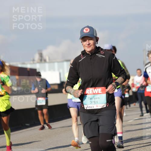 03.10.2025 - Köhlbrandbrückenlauf Jannik Wohlers http://msf.ph/oto/9091254 03.10.2025 09:59:22 Position 3 3761, 8 meine-sportfotos.de