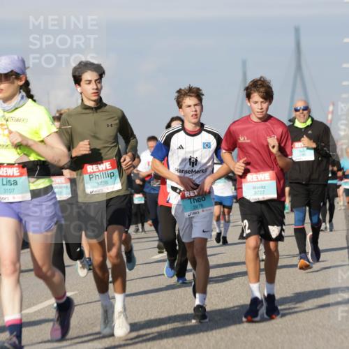 03.10.2025 - Köhlbrandbrückenlauf Jannik Wohlers http://msf.ph/oto/9091280 03.10.2025 09:59:23 Position 3 1614, 3107, 1738, 693, 3106, 2878, 3727 meine-sportfotos.de
