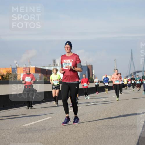 03.10.2025 - Köhlbrandbrückenlauf Jannik Wohlers http://msf.ph/oto/9091352 03.10.2025 10:10:59 Position 3  meine-sportfotos.de