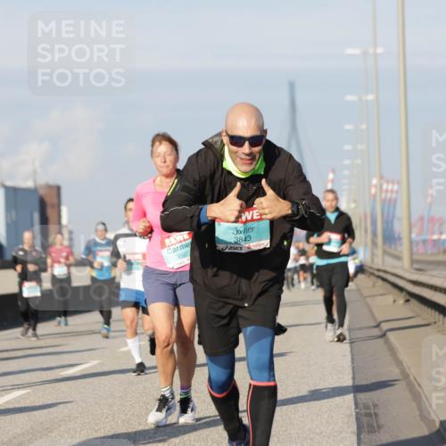 03.10.2025 - Köhlbrandbrückenlauf Jannik Wohlers http://msf.ph/oto/9091411 03.10.2025 09:59:27 Position 3 3507, 3843 meine-sportfotos.de