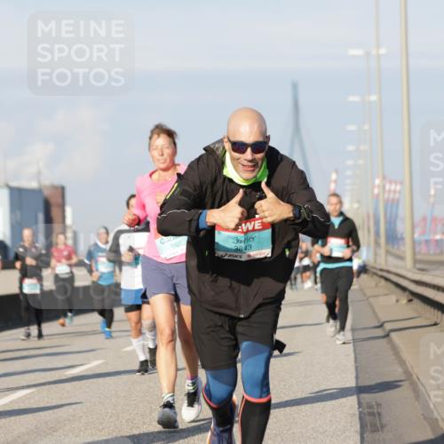 03.10.2025 - Köhlbrandbrückenlauf Jannik Wohlers http://msf.ph/oto/9091424 03.10.2025 09:59:27 Position 3 3507, 3843 meine-sportfotos.de