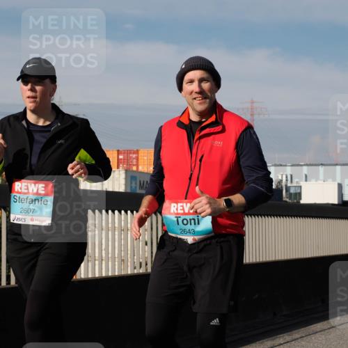 03.10.2025 - Köhlbrandbrückenlauf Fabian Wolf http://msf.ph/oto/9091449 03.10.2025 10:27:04 Position 3 2607, 2643 meine-sportfotos.de