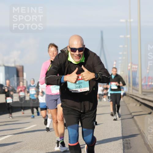 03.10.2025 - Köhlbrandbrückenlauf Jannik Wohlers http://msf.ph/oto/9091460 03.10.2025 09:59:28 Position 3 350, 3843 meine-sportfotos.de