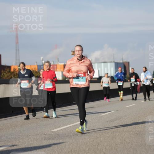 03.10.2025 - Köhlbrandbrückenlauf Jannik Wohlers http://msf.ph/oto/9091485 03.10.2025 10:11:06 Position 3 1851 meine-sportfotos.de