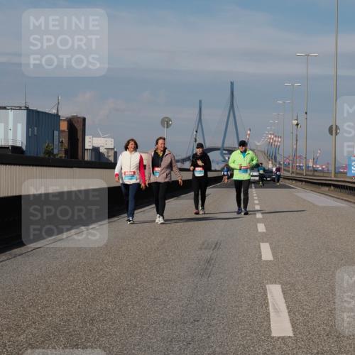 03.10.2025 - Köhlbrandbrückenlauf Fabian Wolf http://msf.ph/oto/9091518 03.10.2025 10:27:44 Position 3 3 meine-sportfotos.de
