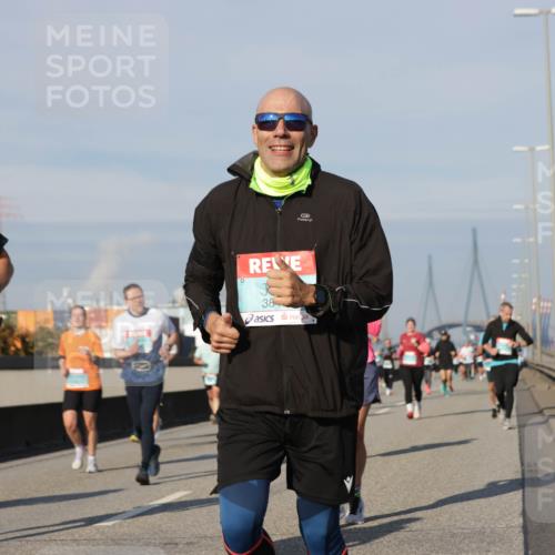 03.10.2025 - Köhlbrandbrückenlauf Jannik Wohlers http://msf.ph/oto/9091528 03.10.2025 09:59:29 Position 3 3069, 38 meine-sportfotos.de