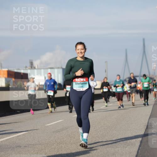 03.10.2025 - Köhlbrandbrückenlauf Jannik Wohlers http://msf.ph/oto/9091555 03.10.2025 10:11:08 Position 3 2388 meine-sportfotos.de