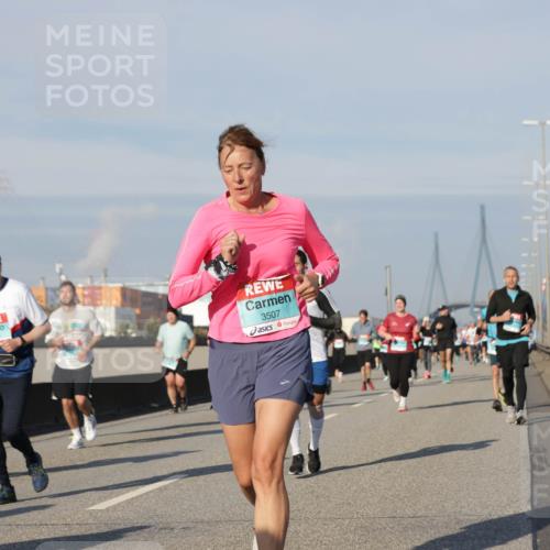 03.10.2025 - Köhlbrandbrückenlauf Jannik Wohlers http://msf.ph/oto/9091556 03.10.2025 09:59:30 Position 3 3507 meine-sportfotos.de