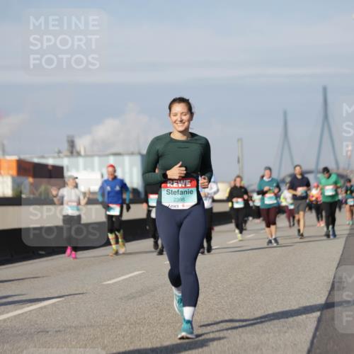 03.10.2025 - Köhlbrandbrückenlauf Jannik Wohlers http://msf.ph/oto/9091564 03.10.2025 10:11:08 Position 3 2388 meine-sportfotos.de