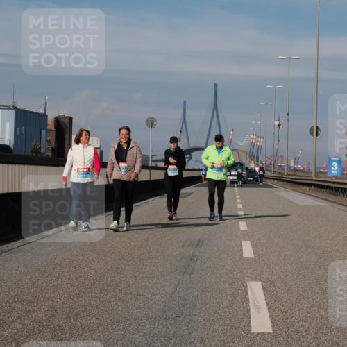 03.10.2025 - Köhlbrandbrückenlauf Fabian Wolf http://msf.ph/oto/9091580 03.10.2025 10:27:46 Position 3 3 meine-sportfotos.de