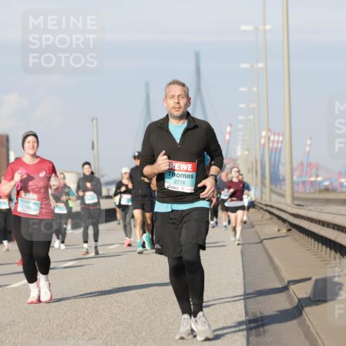 03.10.2025 - Köhlbrandbrückenlauf Jannik Wohlers http://msf.ph/oto/9091610 03.10.2025 09:59:33 Position 3 1591, 2778 meine-sportfotos.de