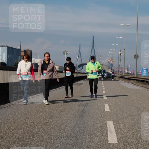 03.10.2025 - Köhlbrandbrückenlauf Fabian Wolf http://msf.ph/oto/9091616 03.10.2025 10:27:48 Position 3  meine-sportfotos.de