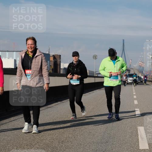 03.10.2025 - Köhlbrandbrückenlauf Fabian Wolf http://msf.ph/oto/9091682 03.10.2025 10:27:52 Position 3 2908, 29, 1241, 3396 meine-sportfotos.de