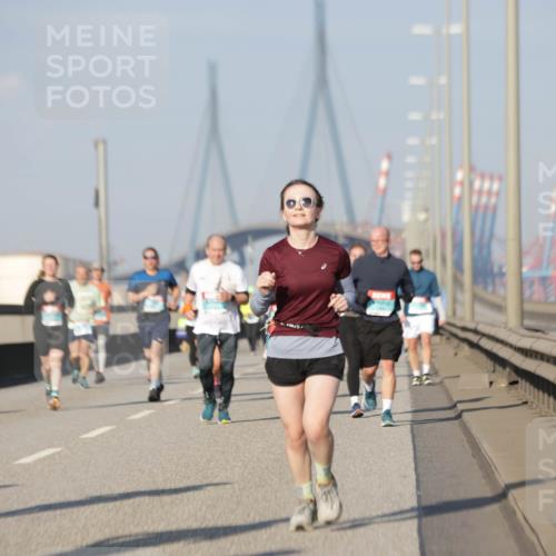 03.10.2025 - Köhlbrandbrückenlauf Jannik Wohlers http://msf.ph/oto/9091780 03.10.2025 09:59:40 Position 3 02, 2719 meine-sportfotos.de