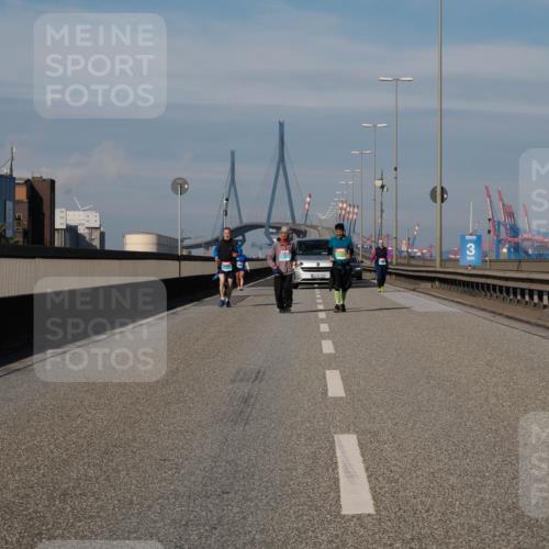03.10.2025 - Köhlbrandbrückenlauf Fabian Wolf http://msf.ph/oto/9091877 03.10.2025 10:28:03 Position 3  meine-sportfotos.de