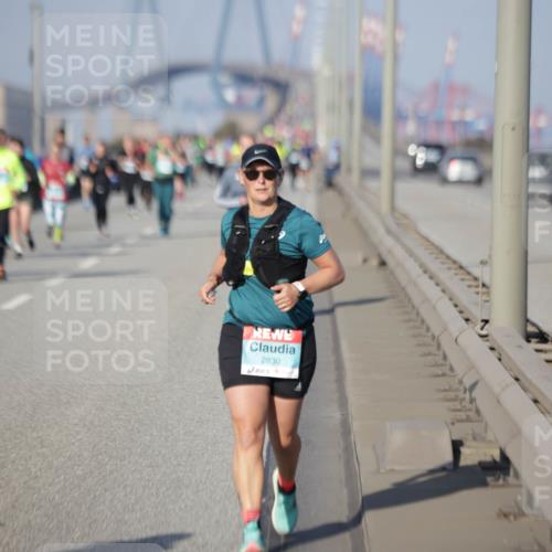03.10.2025 - Köhlbrandbrückenlauf Jannik Wohlers http://msf.ph/oto/9091885 03.10.2025 10:11:25 Position 3 2830 meine-sportfotos.de