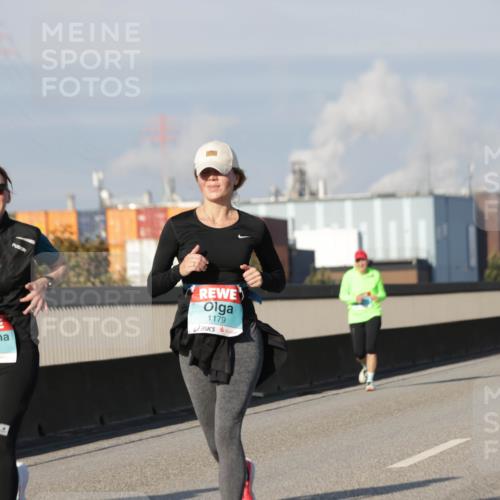 03.10.2025 - Köhlbrandbrückenlauf Jannik Wohlers http://msf.ph/oto/9091942 03.10.2025 09:59:43 Position 3 1481, 1179 meine-sportfotos.de
