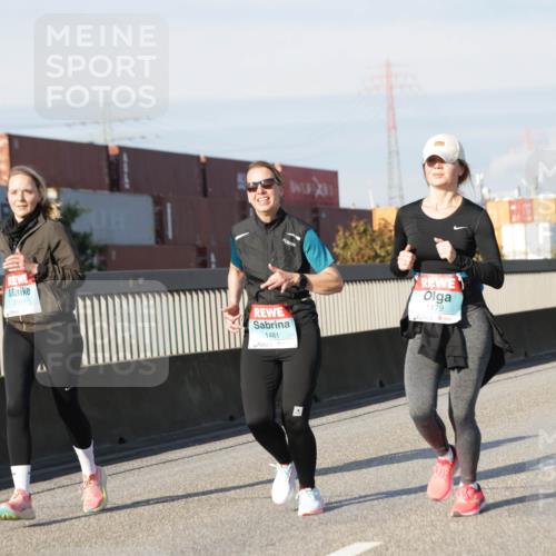 03.10.2025 - Köhlbrandbrückenlauf Jannik Wohlers http://msf.ph/oto/9091978 03.10.2025 09:59:44 Position 3 3191, 1481, 1179 meine-sportfotos.de