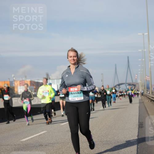 03.10.2025 - Köhlbrandbrückenlauf Jannik Wohlers http://msf.ph/oto/9091996 03.10.2025 10:11:35 Position 3 2443 meine-sportfotos.de