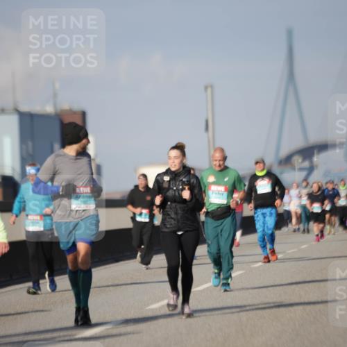 03.10.2025 - Köhlbrandbrückenlauf Jannik Wohlers http://msf.ph/oto/9092030 03.10.2025 10:11:37 Position 3  meine-sportfotos.de