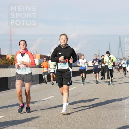 03.10.2025 - Köhlbrandbrückenlauf Jannik Wohlers http://msf.ph/oto/9092257 03.10.2025 09:59:53 Position 3 1446, 1529 meine-sportfotos.de