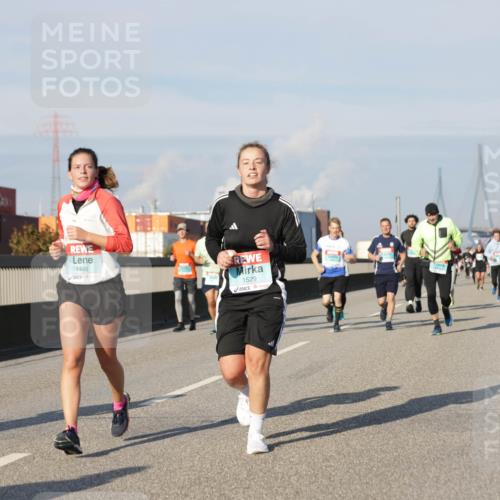 03.10.2025 - Köhlbrandbrückenlauf Jannik Wohlers http://msf.ph/oto/9092269 03.10.2025 09:59:53 Position 3 1446, 1529 meine-sportfotos.de
