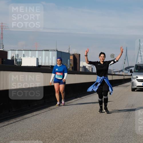 03.10.2025 - Köhlbrandbrückenlauf Fabian Wolf http://msf.ph/oto/9092516 03.10.2025 10:28:18 Position 3 3184, 3195 meine-sportfotos.de