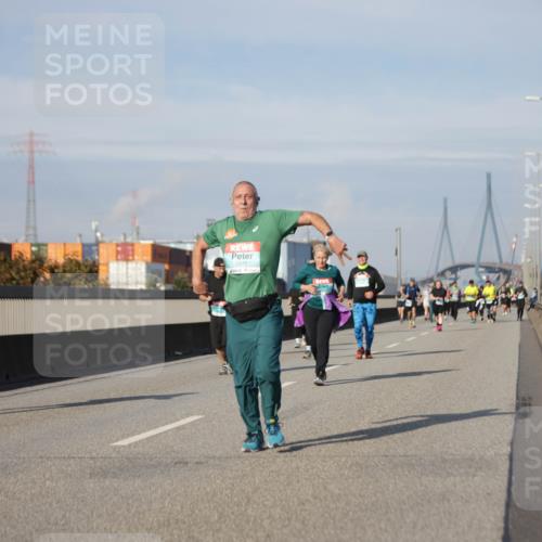03.10.2025 - Köhlbrandbrückenlauf Jannik Wohlers http://msf.ph/oto/9092567 03.10.2025 10:11:46 Position 3 2272 meine-sportfotos.de