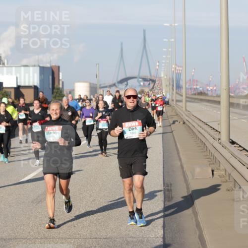 03.10.2025 - Köhlbrandbrückenlauf Jannik Wohlers http://msf.ph/oto/9092582 03.10.2025 10:00:08 Position 3 1304, 1303 meine-sportfotos.de