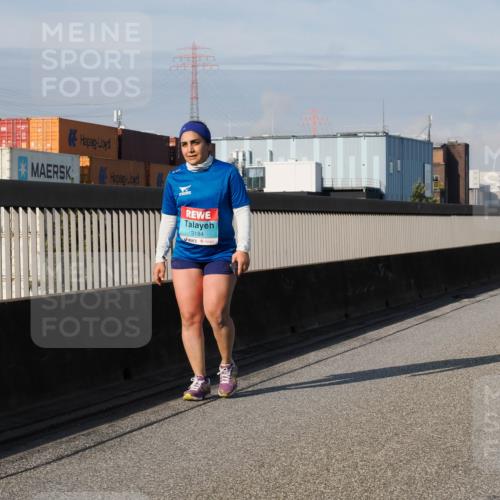 03.10.2025 - Köhlbrandbrückenlauf Fabian Wolf http://msf.ph/oto/9092680 03.10.2025 10:28:22 Position 3 3184 meine-sportfotos.de