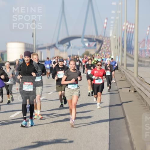 03.10.2025 - Köhlbrandbrückenlauf Jannik Wohlers http://msf.ph/oto/9092710 03.10.2025 10:00:11 Position 3 1634 meine-sportfotos.de