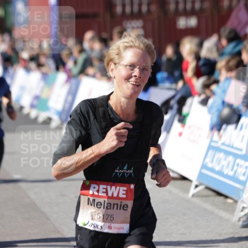 03.10.2025 - Köhlbrandbrückenlauf Jannik Wohlers http://msf.ph/oto/9092736 03.10.2025 13:20:05 Ziel 4433, 4721, 5037, 5175, 5328, 5456, 5481, 5656, 5657, 5658, 6414, 6567, 6568, 6589, 6649 meine-sportfotos.de