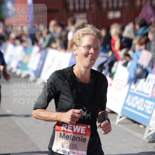 03.10.2025 - Köhlbrandbrückenlauf Jannik Wohlers http://msf.ph/oto/9092756 03.10.2025 13:20:05 Ziel 4433, 4721, 5037, 5175, 5328, 5456, 5481, 5656, 5657, 5658, 6414, 6567, 6568, 6589, 6649 meine-sportfotos.de