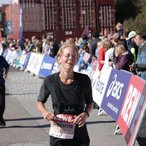03.10.2025 - Köhlbrandbrückenlauf Jannik Wohlers http://msf.ph/oto/9092844 03.10.2025 13:20:05 Ziel 4433, 4721, 5037, 5175, 5328, 5456, 5481, 5656, 5657, 5658, 6414, 6567, 6568, 6589, 6649 meine-sportfotos.de