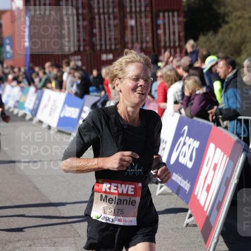 03.10.2025 - Köhlbrandbrückenlauf Jannik Wohlers http://msf.ph/oto/9092875 03.10.2025 13:20:05 Ziel 4433, 4721, 5037, 5175, 5328, 5456, 5481, 5656, 5657, 5658, 6414, 6567, 6568, 6589, 6649 meine-sportfotos.de