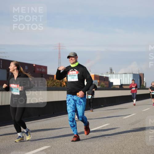 03.10.2025 - Köhlbrandbrückenlauf Jannik Wohlers http://msf.ph/oto/9092925 03.10.2025 10:11:54 Position 3 462, 2463 meine-sportfotos.de