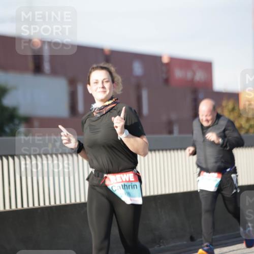 03.10.2025 - Köhlbrandbrückenlauf Jannik Wohlers http://msf.ph/oto/9093017 03.10.2025 10:11:57 Position 3 2976 meine-sportfotos.de