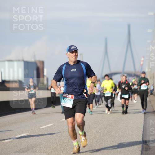 03.10.2025 - Köhlbrandbrückenlauf Jannik Wohlers http://msf.ph/oto/9093171 03.10.2025 10:12:00 Position 3 2973 meine-sportfotos.de