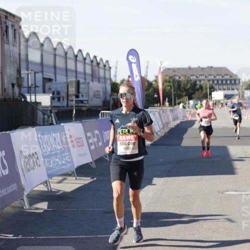 03.10.2025 - Köhlbrandbrückenlauf Jannik Wohlers http://msf.ph/oto/9093188 03.10.2025 12:54:32 Ziel 4023, 4060, 4106, 4209 meine-sportfotos.de