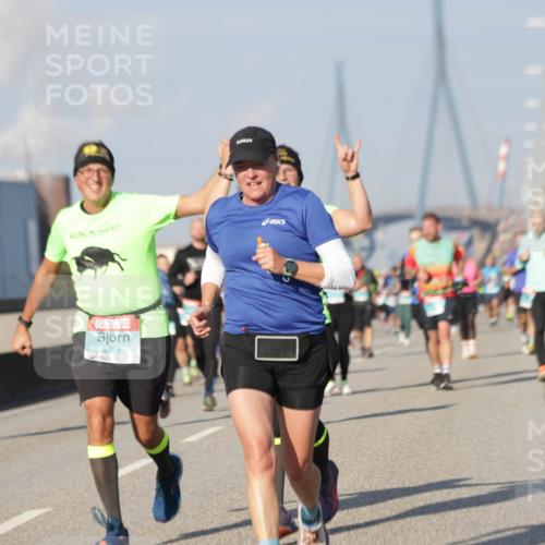 03.10.2025 - Köhlbrandbrückenlauf Jannik Wohlers http://msf.ph/oto/9093201 03.10.2025 10:00:30 Position 3 2089 meine-sportfotos.de