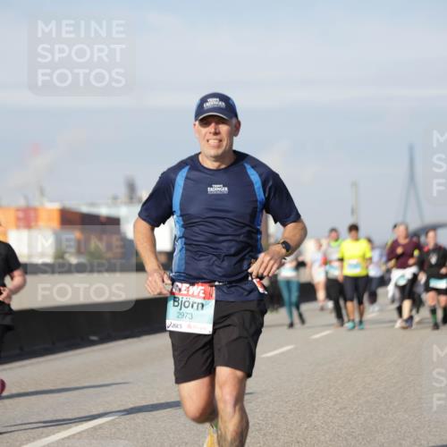 03.10.2025 - Köhlbrandbrückenlauf Jannik Wohlers http://msf.ph/oto/9093284 03.10.2025 10:12:01 Position 3 2973 meine-sportfotos.de
